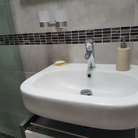 2 Raum Gartenwohnung Am Spreewaldradweg In